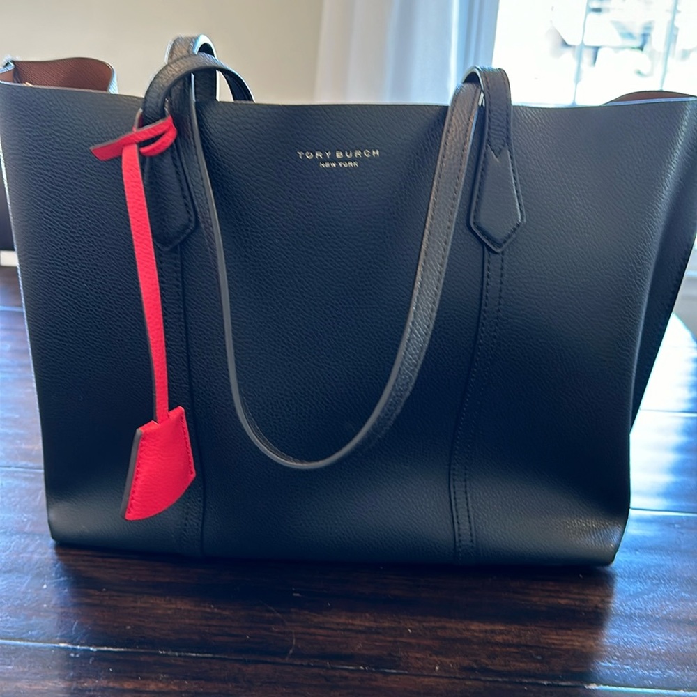 Tory Burch Leather Perry Tote black